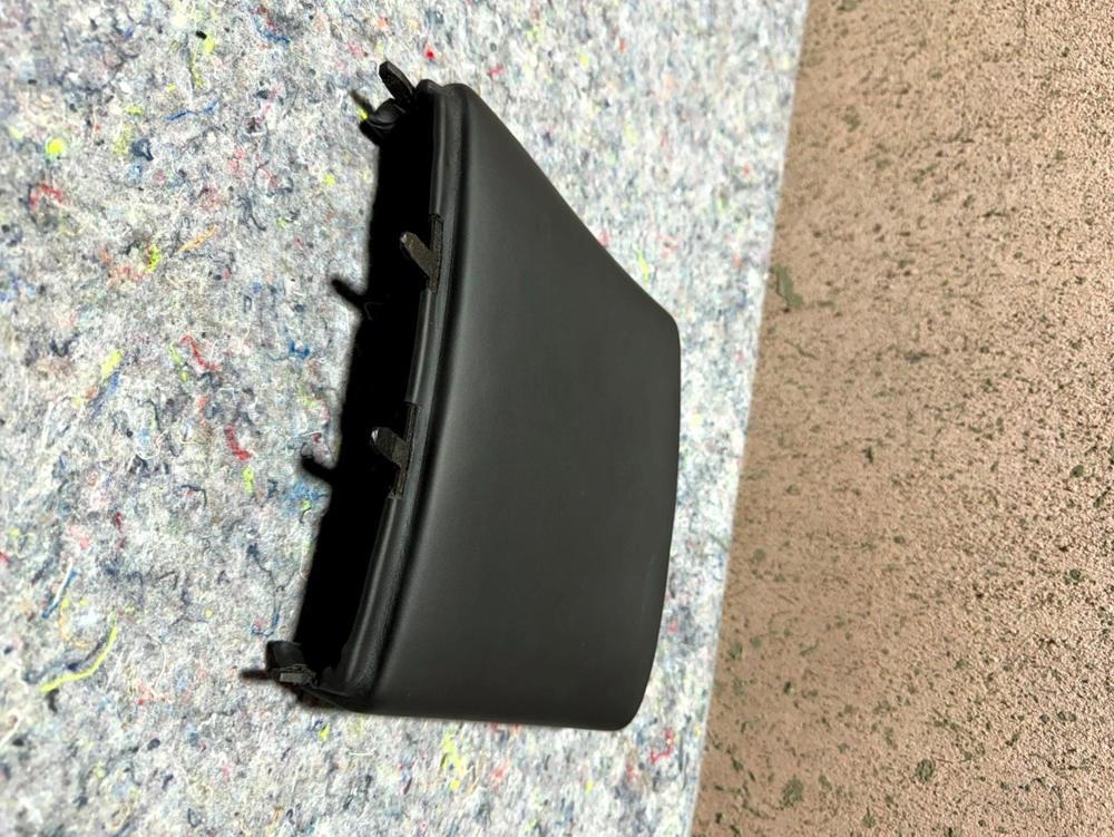 Bentley Continental Flying Spur B Pillar Trim Cover Right Driver Side 3W5867664 – photo 4