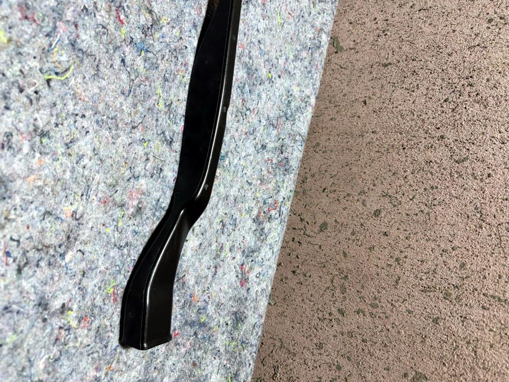 Bentley Continental Flying Spur 06 Left Lower B Pillar Air Vent 3W5819829B – photo 2