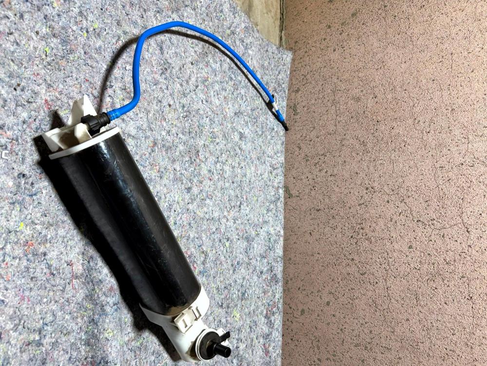 2016 Maserati Quattroporte Ghibli Charcoal Vapor Canister Tank 06700032530 14-18 – photo 2