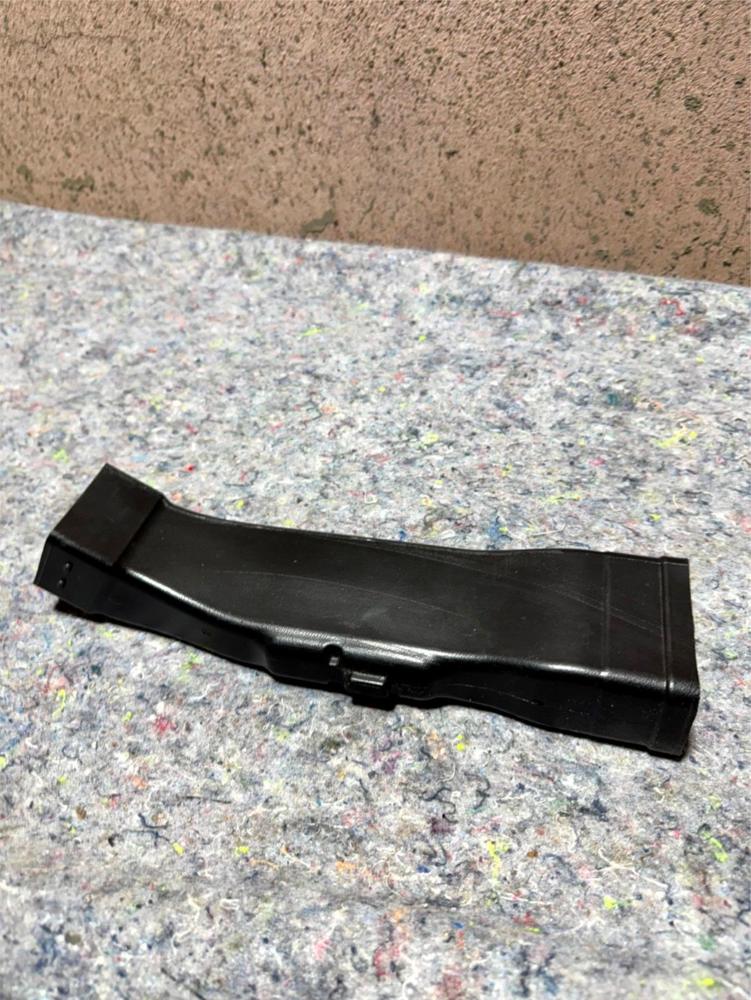06-12 Bentley Continental Front Right a Pillar Kick Panel Trim Panel 3W5863324 – photo 1
