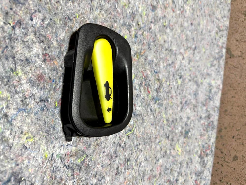 2001-2006 Lexus LS430 Rear Trunk Interior Release Opener Handle OEM – photo 2