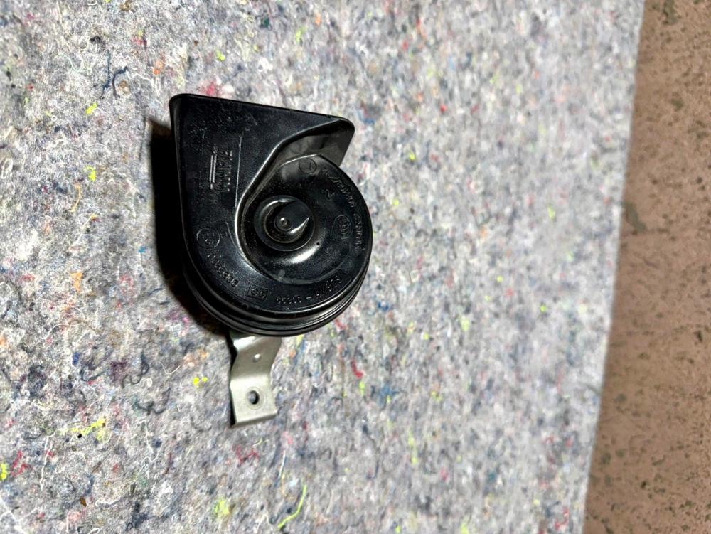 13-16 Chevy Malibu Front Warning Horn Signal OEM 55306-AM80S A036395 – photo 3