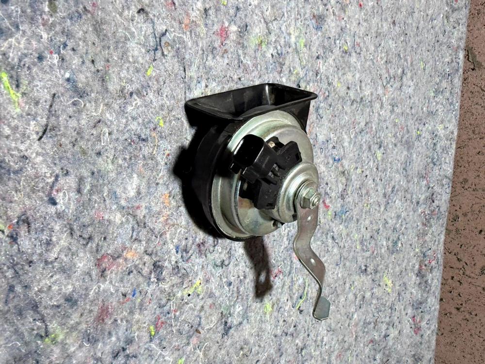 13-16 Chevy Malibu Front Warning Horn Signal OEM 55306-AM80S A036395 – photo 4