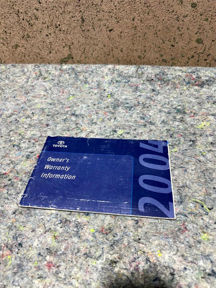 2004 Toyota Owners Warranty Information Booklet – photo 1