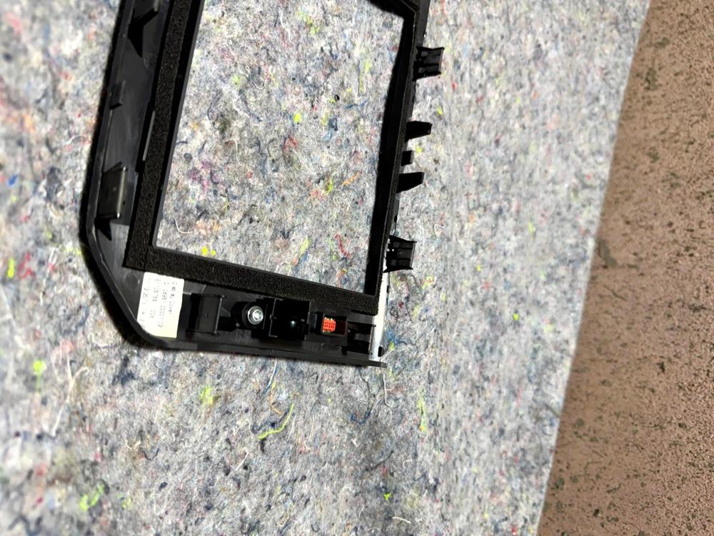 2014-2016 Maseratr\i Ghibli Dashboard Radio Switch Surround Trim Bezel OEM – photo 4