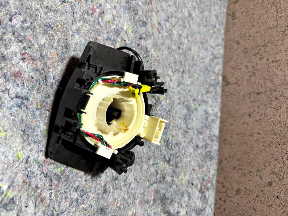 Genuine B5567-CC00E Nissan Infiniti Body Combination Switch B5567CC00E OEM – photo 2