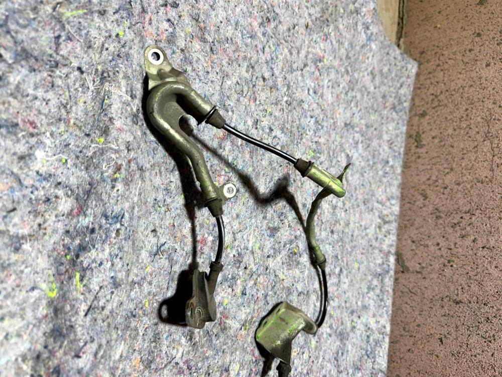 Acura NSX OEM ABS Sensor Fl 57455-SL0-020 – photo 4