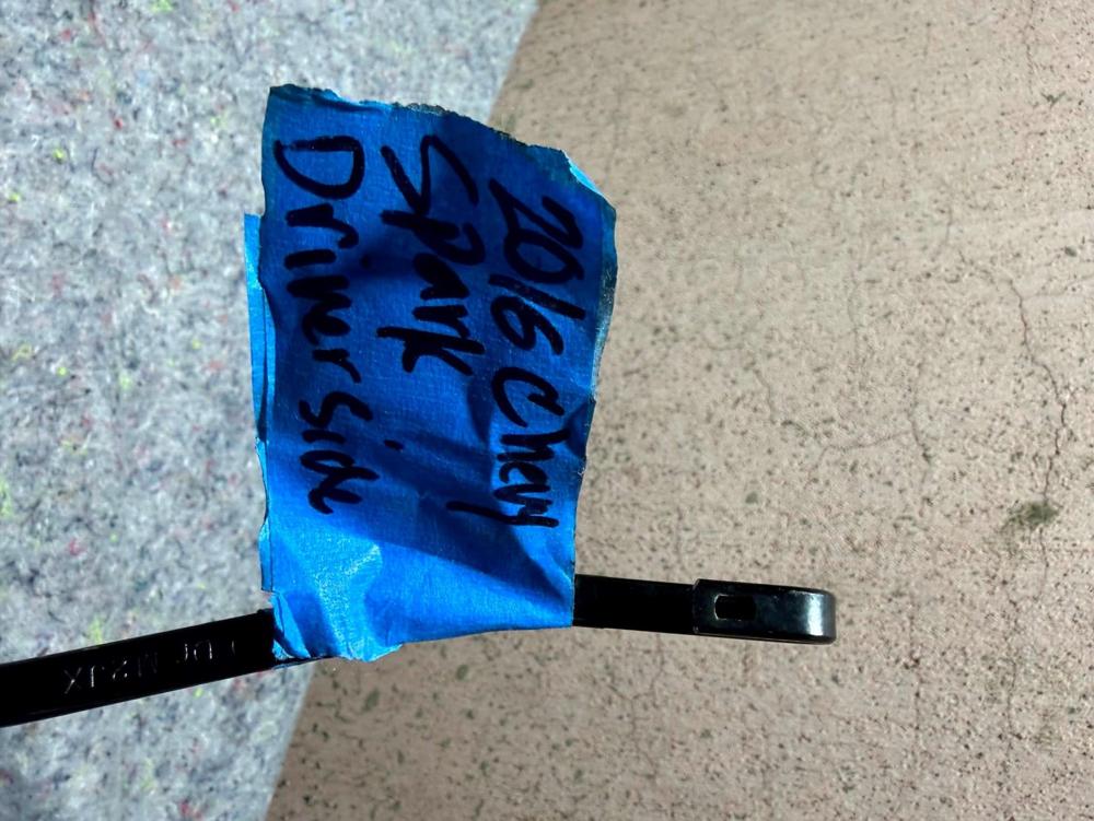 2016-22 Chevrolet Spark Front Left Driver Side Windshield Wiper Arm W/blade OEM – photo 2