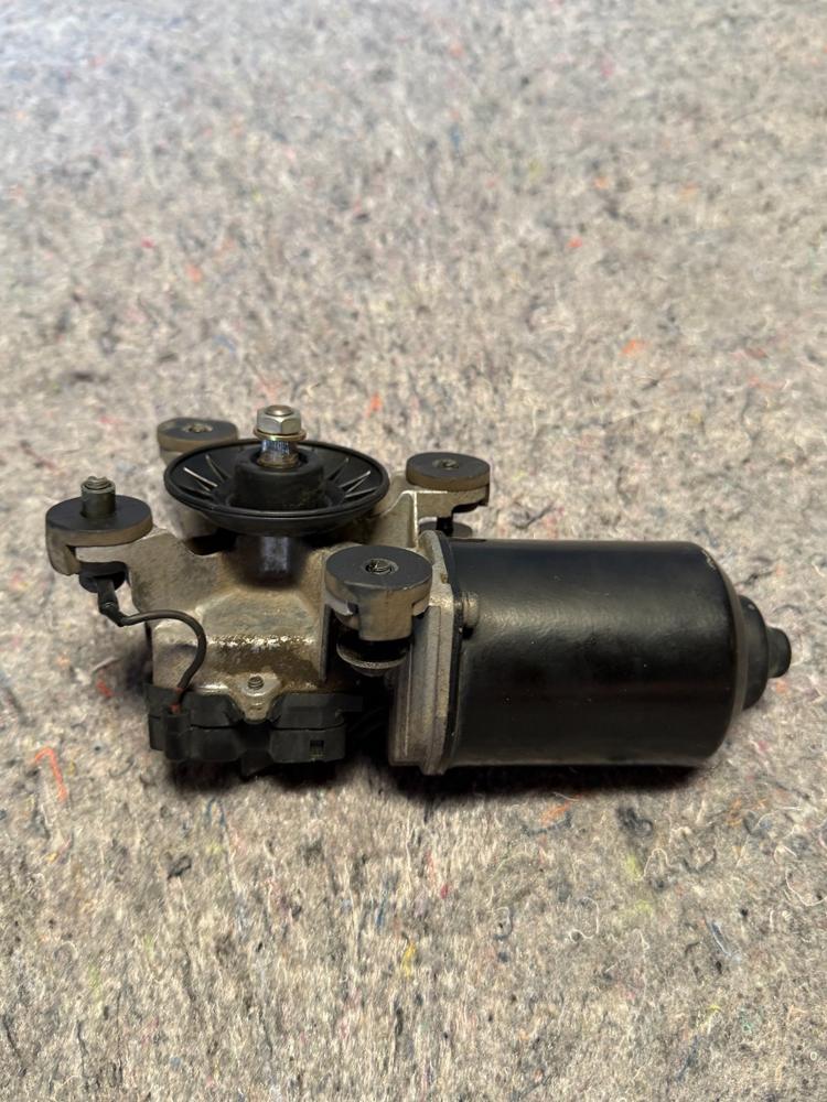 92-02 Toyota 4RUNNER Front Windshield Wiper Motor OEM with Bolts OEM – photo 2