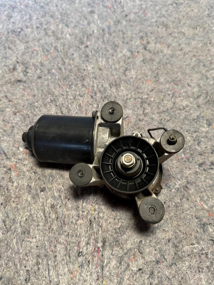 92-02 Toyota 4RUNNER Front Windshield Wiper Motor OEM with Bolts OEM – photo 4