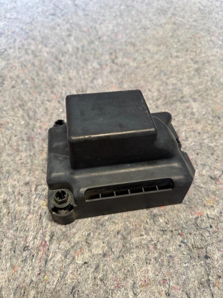 2018-2019 Ford Expedition Transmission Control Module Cover OEM HL3A12C542AB – photo 3