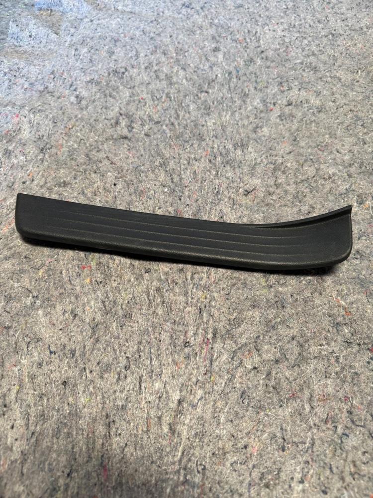 2014-2024 Infiniti Q50 Rear Left Door Sill Scuff Trim Plate OEM 769B34GA0A – photo 1