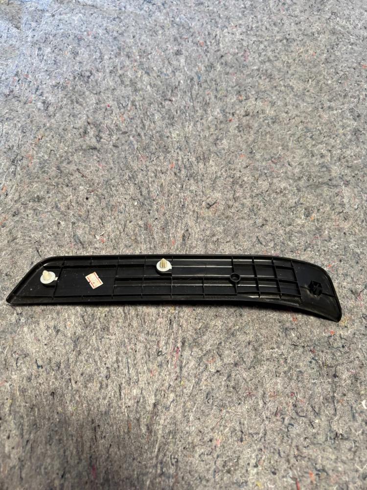 2014-2024 Infiniti Q50 Rear Left Door Sill Scuff Trim Plate OEM 769B34GA0A – photo 2