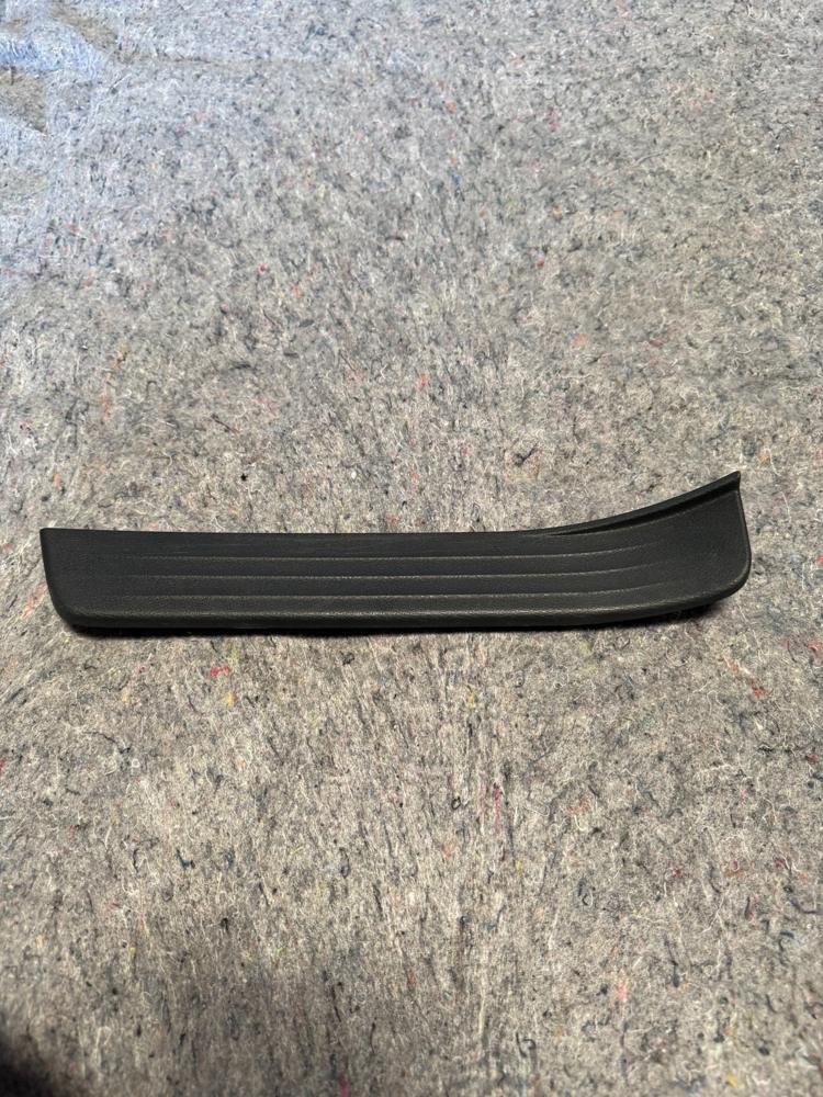2014-2024 Infiniti Q50 Rear Left Door Sill Scuff Trim Plate OEM 769B34GA0A – photo 3