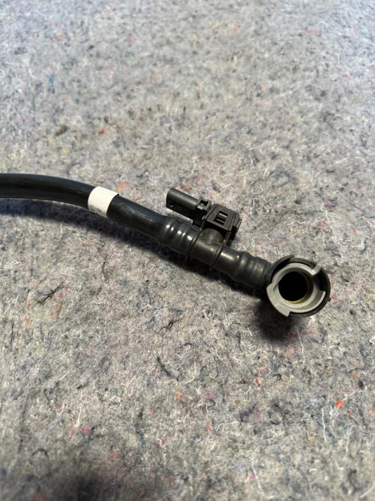 Ford 2017-2021 Ford F150 Expedition Navigator 3.5L Crankcase Tube HL3Z-6758-B – photo 2