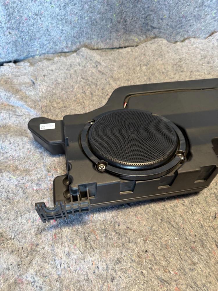2020-2023 Ford F350 F250 B&o Subwoofer Speaker Box JL3T-19A067-KD OEM – photo 4