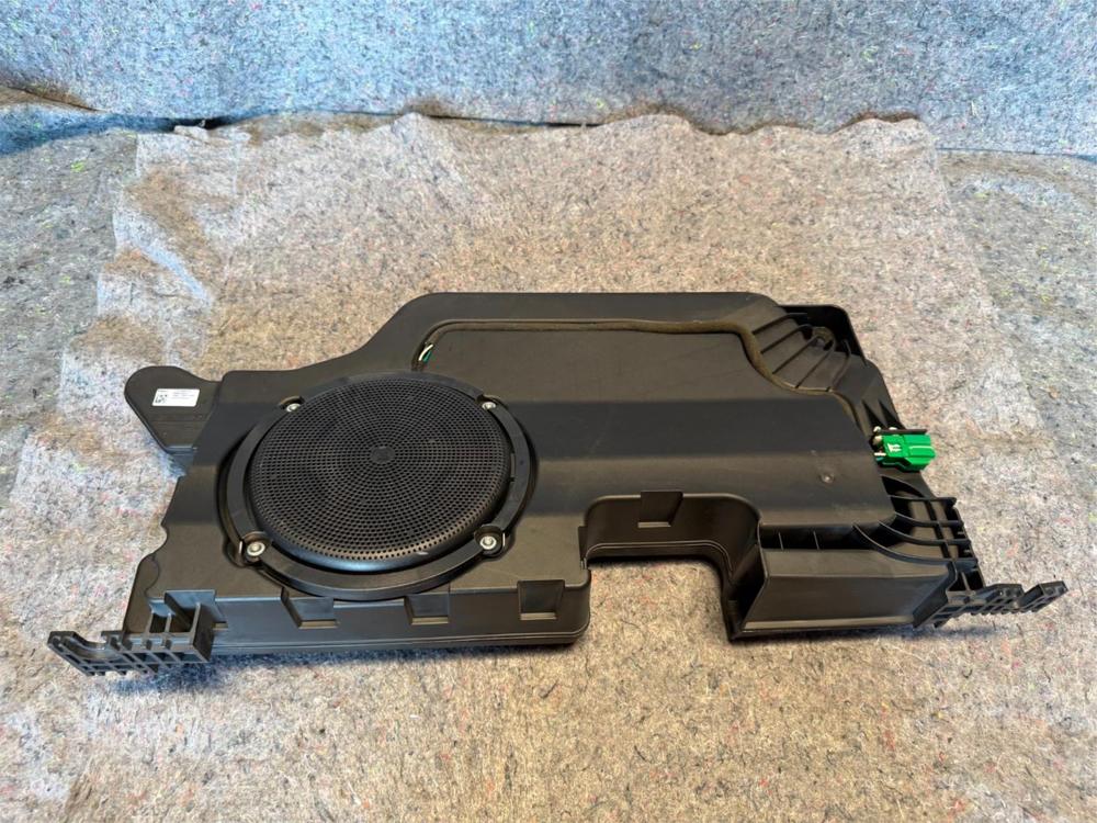 2018-2020 Ford F150 OEM B&o Subwoofer Speaker JL3T19A067KB OEM – photo 1