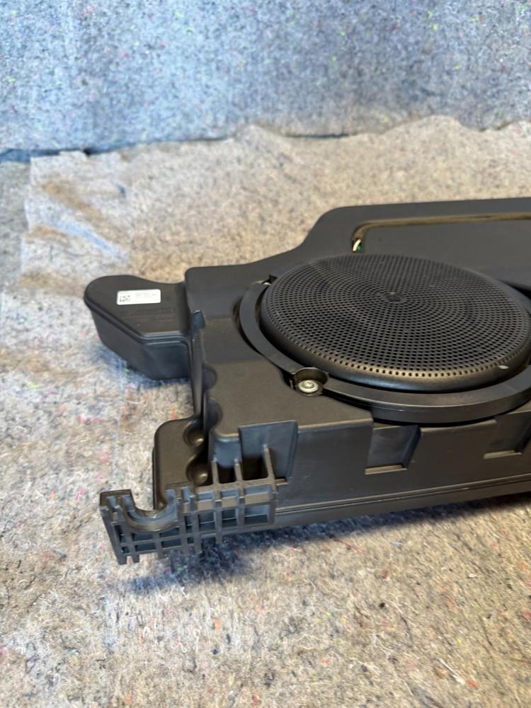 2018-2020 Ford F150 OEM B&o Subwoofer Speaker JL3T19A067KB OEM – photo 4