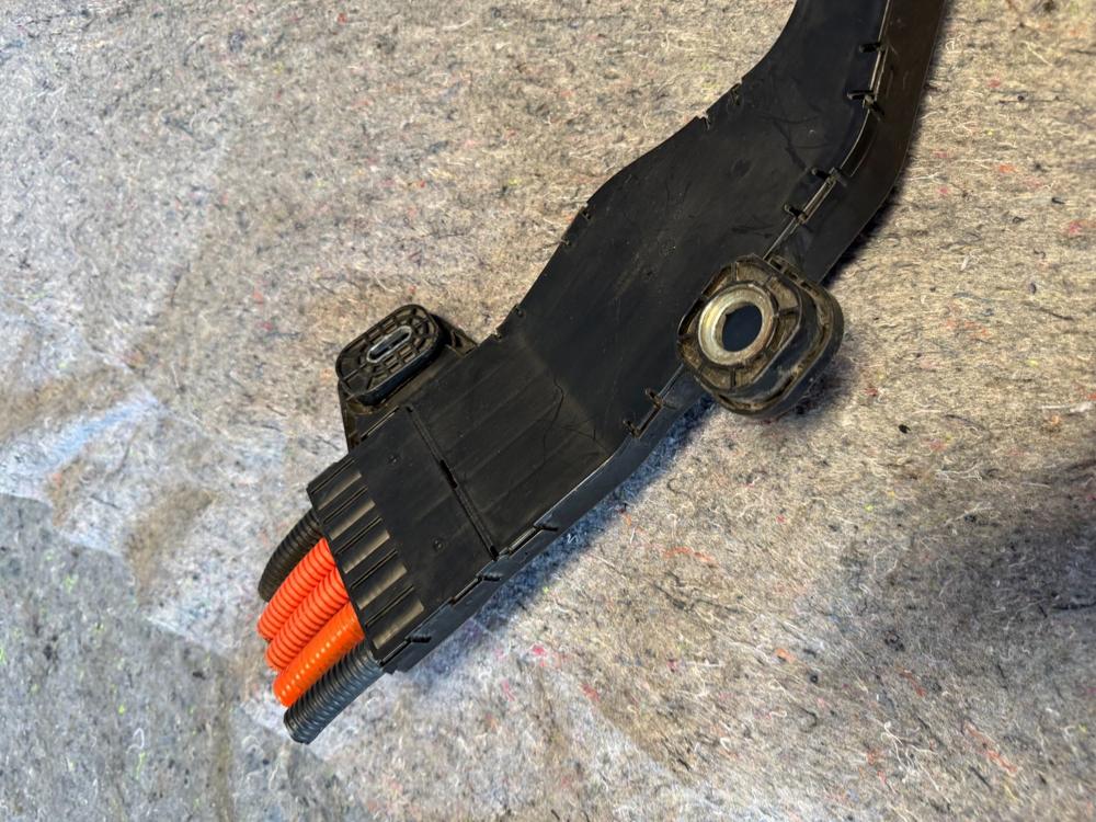 14-15 Infiniti Q50 Hybrid Fuse Relay Box / Battery Wire Wiring Harness OEM – photo 3
