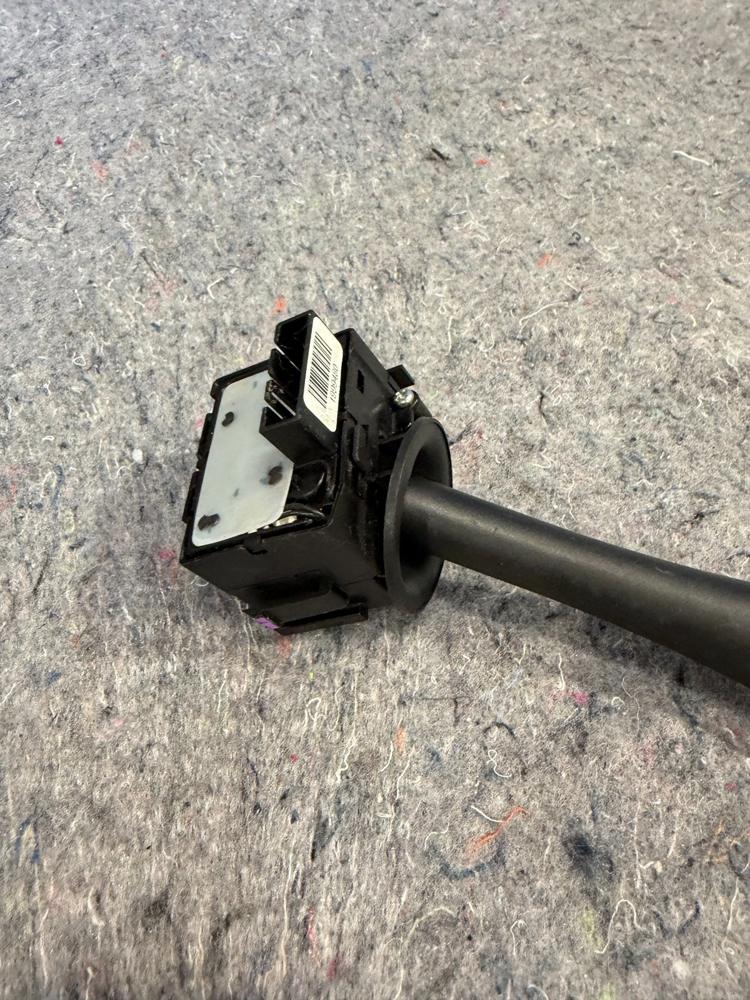 05-13 Corvette C6 Windshield Wiper Stalk Switch 1999480 OEM AA7479 – photo 2