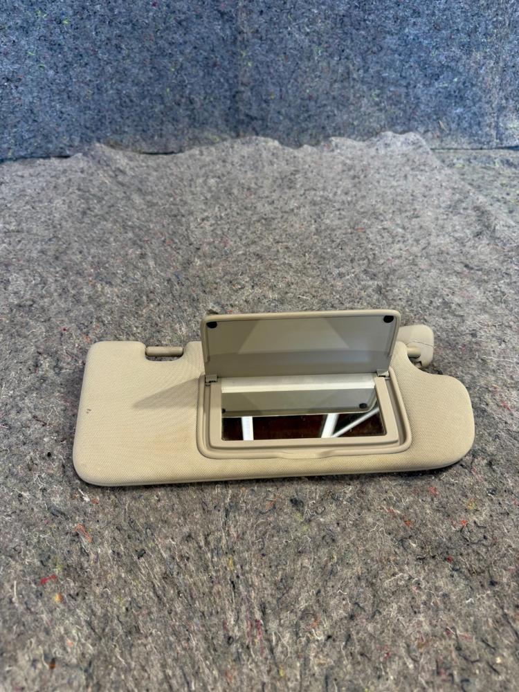 14-20 Infiniti Q50 Front Right RH Side Windshield Interior Sunvisor OEM – photo 4