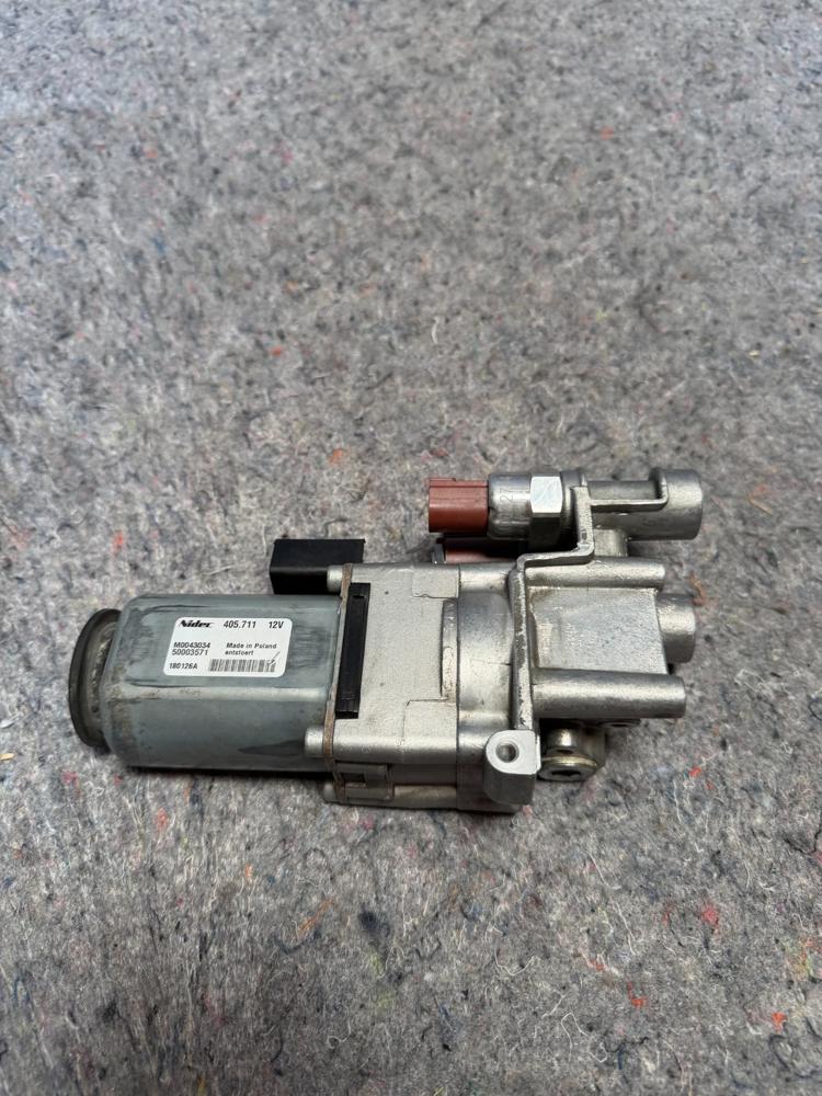 2014-2019 Chevrolet Corvette C7 OEM Rear Differential Control Module 405.711 12V – photo 1
