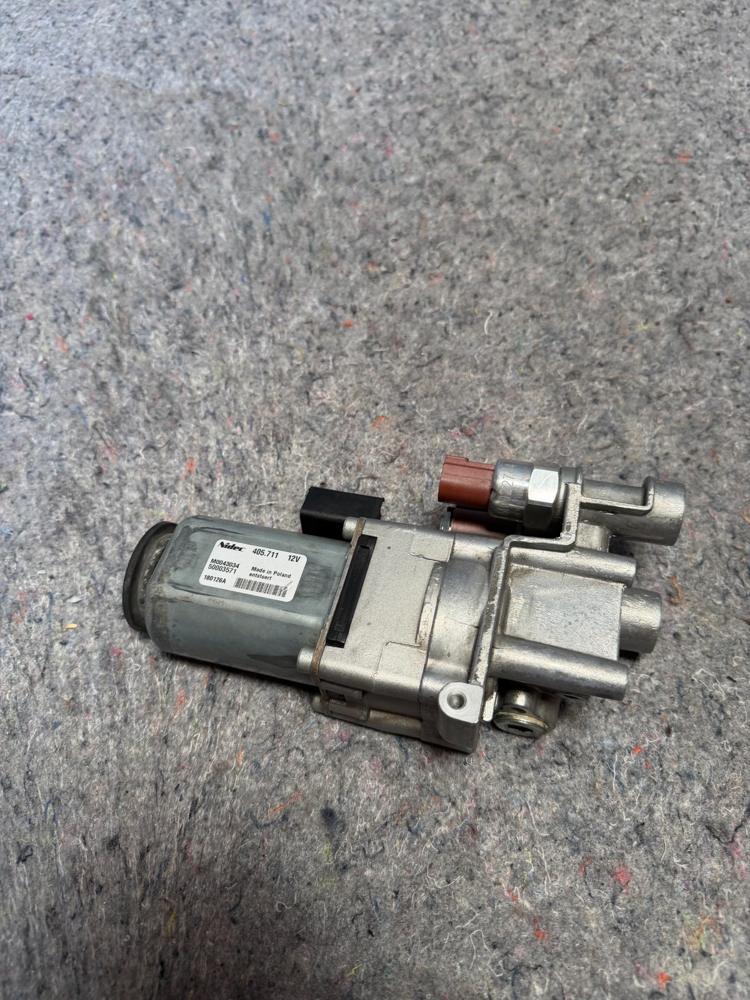 2014-2019 Chevrolet Corvette C7 OEM Rear Differential Control Module 405.711 12V – photo 3