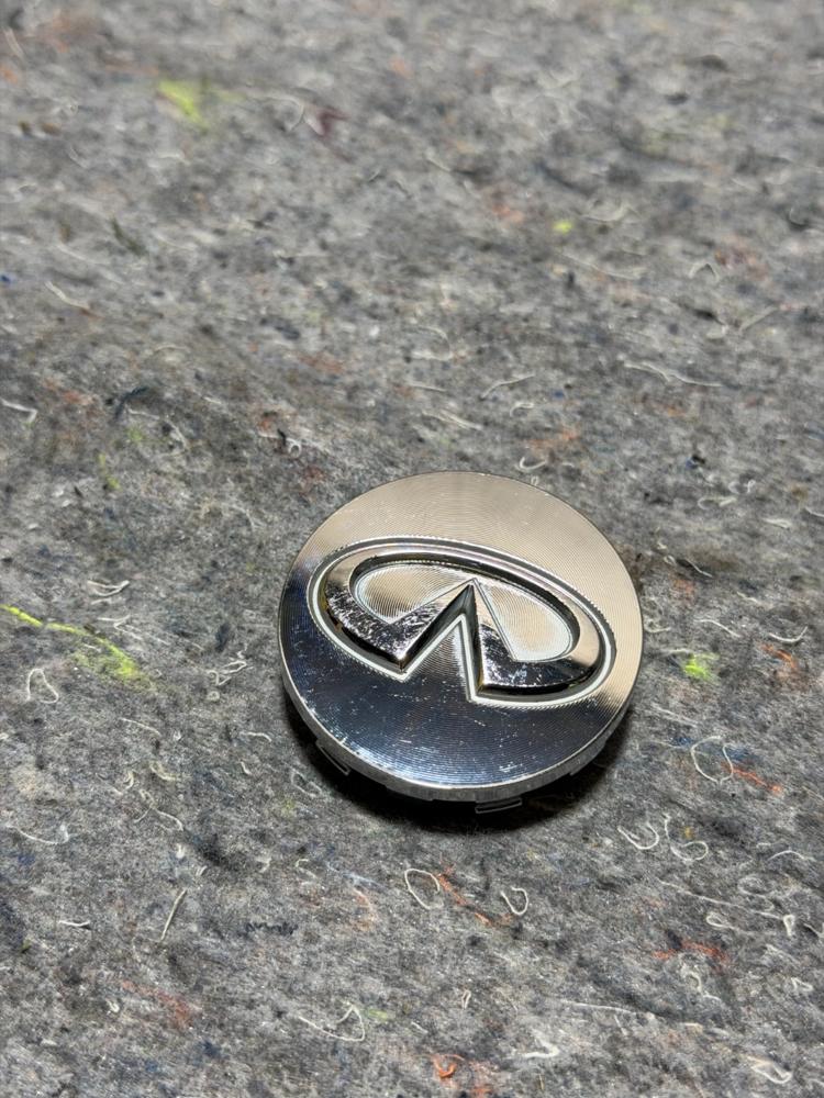 Infiniti Chrome OEM Center Caps 2-18&QUOT; – photo 2
