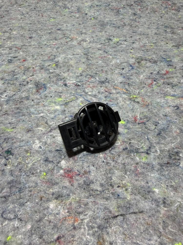 95-04 Toyota Tacoma Glove Box Compartment Light 166-75386 Genuine OEM – photo 2