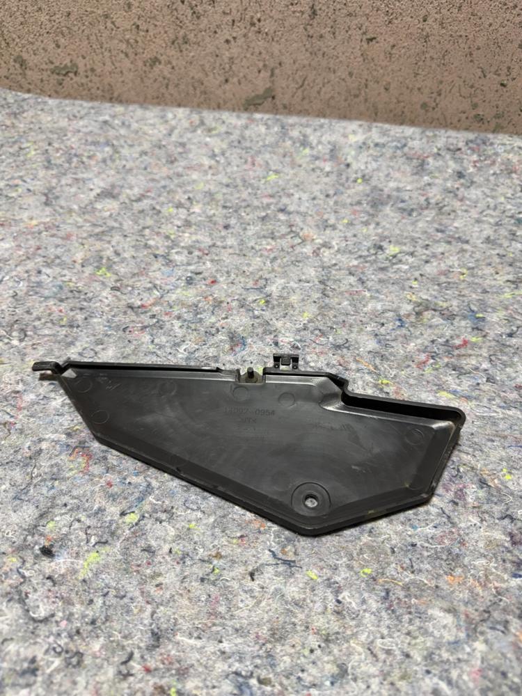 Left Small Airbox Side Cover for Kawasaki Ninja 300 2013 - 2W017 OEM 14092-0954 – photo 2