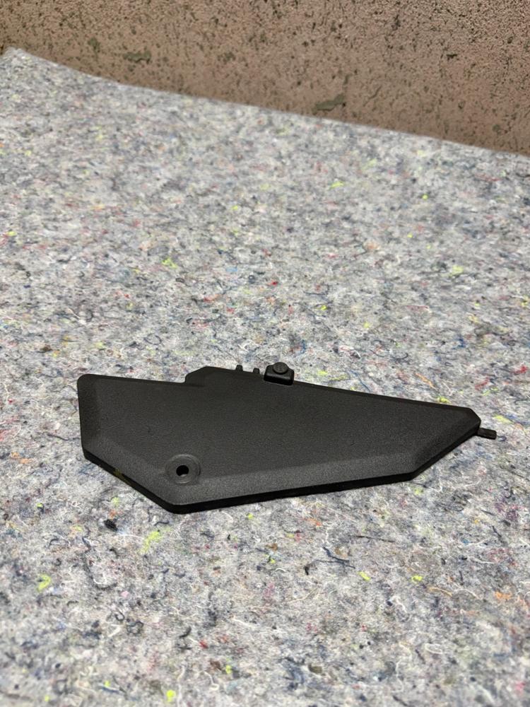 Left Small Airbox Side Cover for Kawasaki Ninja 300 2013 - 2W017 OEM 14092-0954 – photo 3