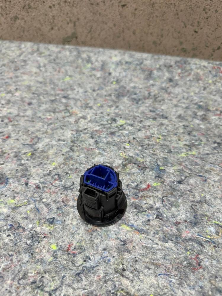 2014-2022 Infiniti Q50 Start Stop Engine Push Button 28590-3JA0A OEM – photo 2