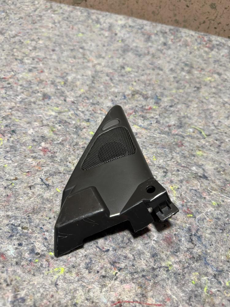 2015-2017 Infiniti Q50 OEM Right Front Door Trim Tweeter Blind Spot Speaker – photo 2
