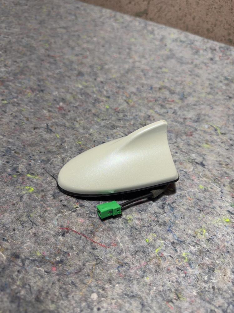 2014-2020 Infiniti Q50 Roof Radio GPS Antenna White – photo 2