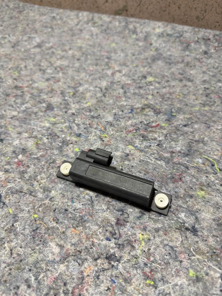 Nissan 4080806900 OEM – photo 2