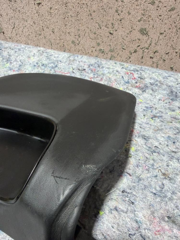 03-12 Bentley Continental GT Trim Cover Panel Kick Lower Front Left 3W0868443 – photo 1
