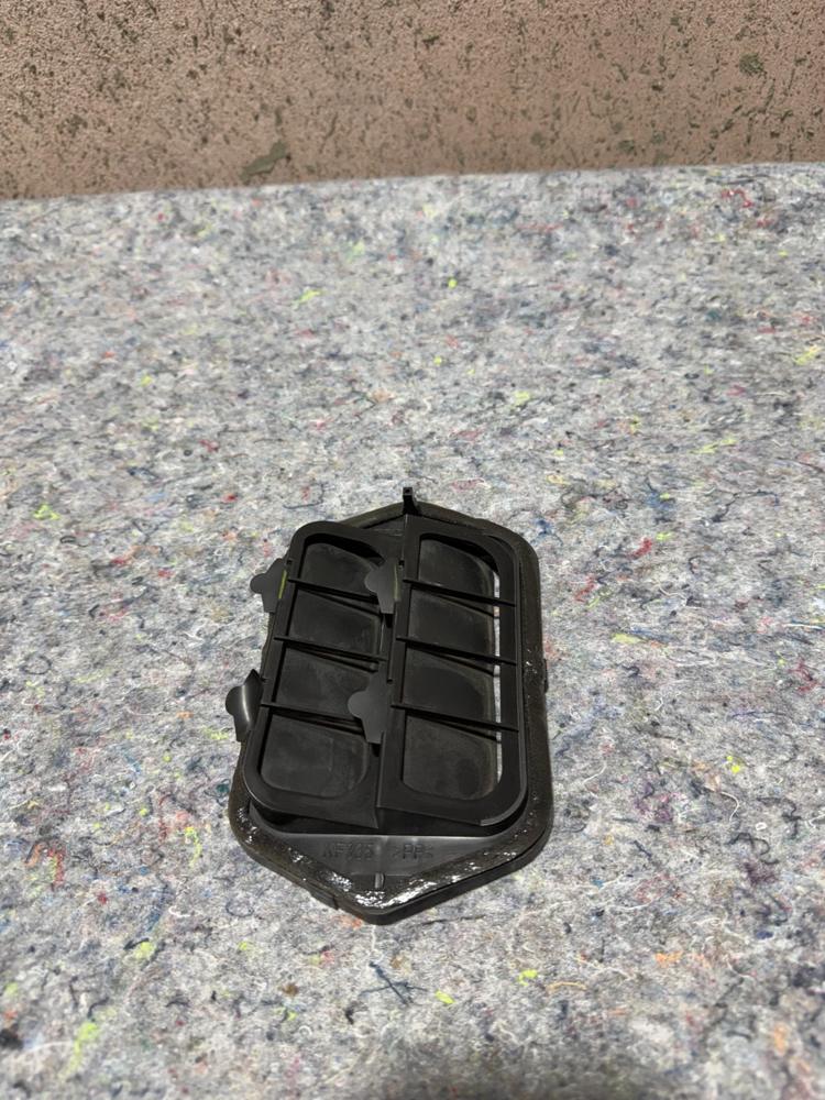Mazda BJS751921 Genuine OEM Pressure Vent – photo 2