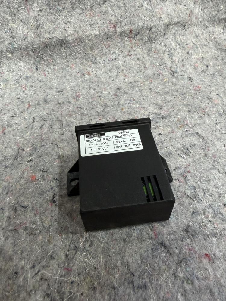 Ferrari F430 Direction Emergency Light Relay Pn 205713 – photo 2