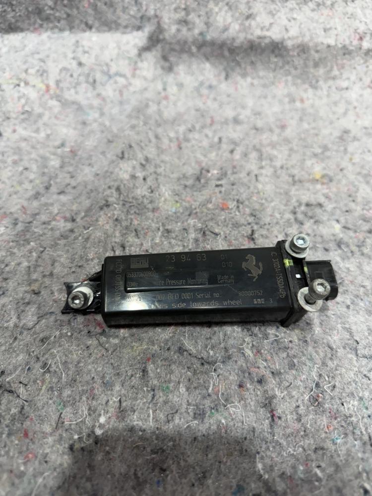 Ferrari F430 TPMS Tire Pressure Monitoring Sensor Antenna OEM – photo 2