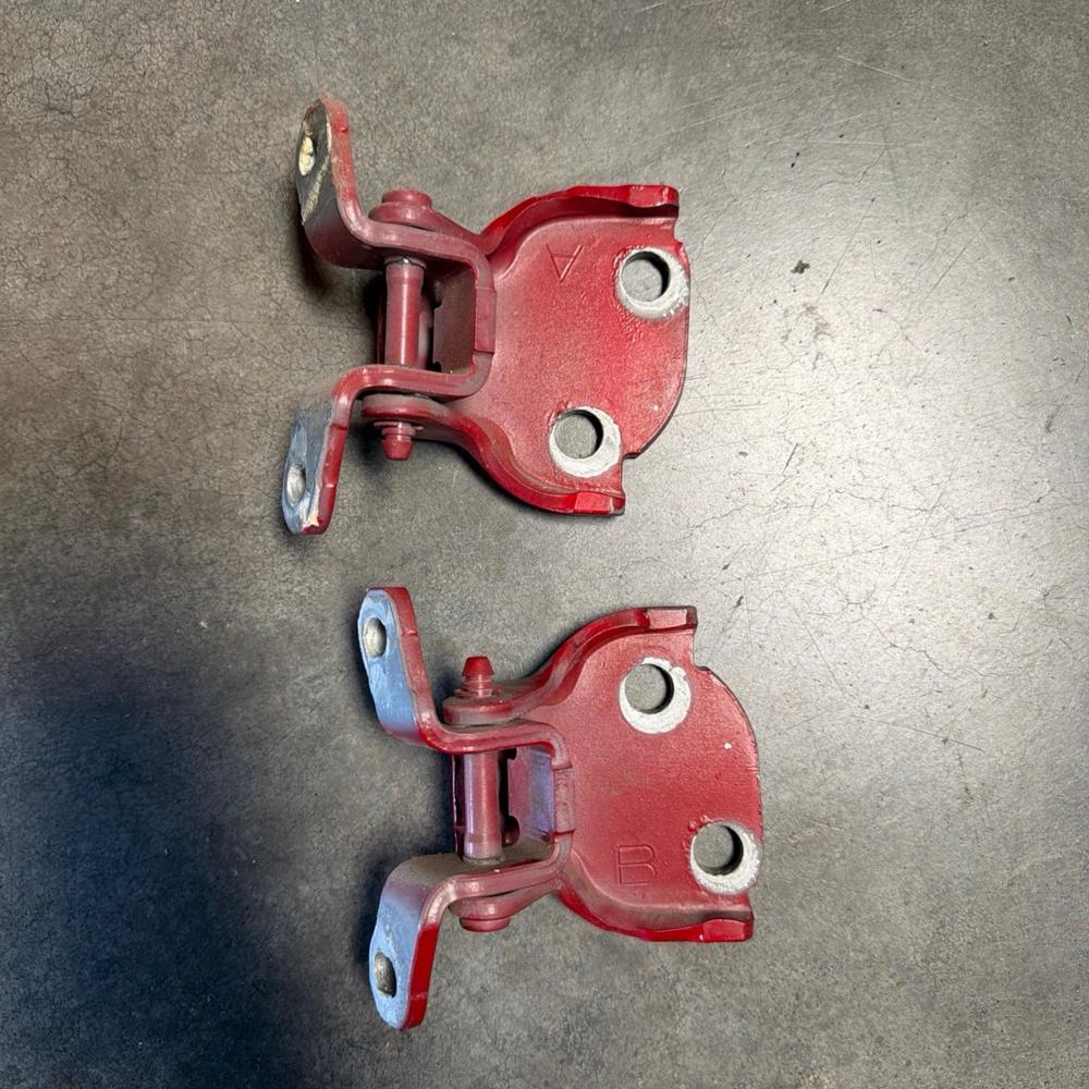 1991 Acura NSX Door Hinges Passenger Side Top & Bottom OEM – photo 4