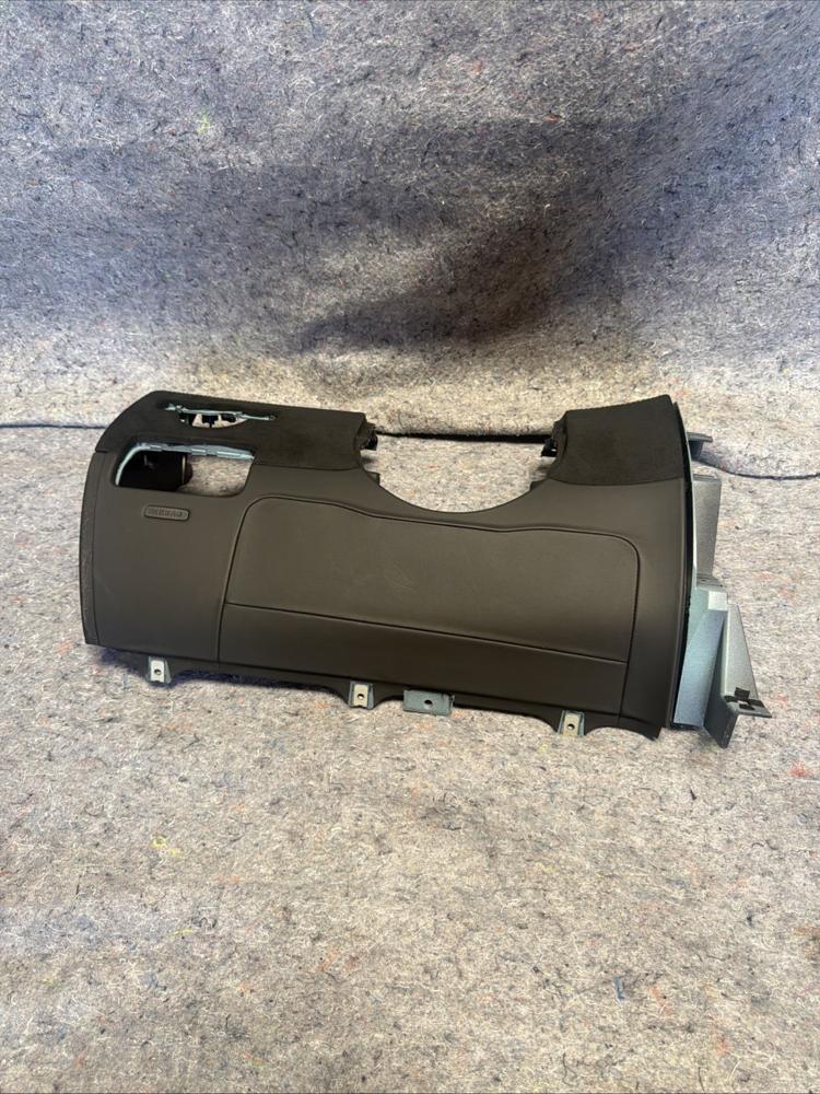 2016-2020 Mercedes-benz AMG GTR Left Lower Dash Knee Panel Trim Cover OEM – photo 1