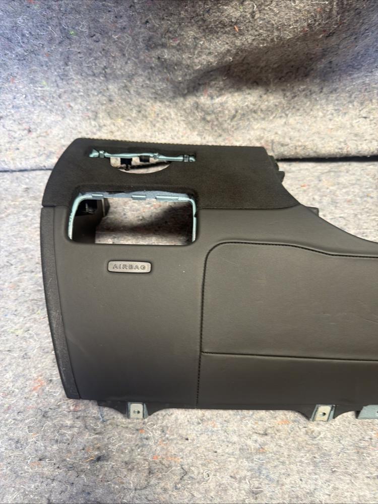 2016-2020 Mercedes-benz AMG GTR Left Lower Dash Knee Panel Trim Cover OEM – photo 2