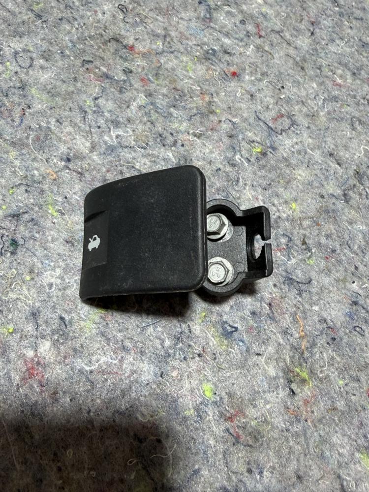 07-10 Dodge Caliber Interior Hood Latch Release Handle Lever OEM – photo 3