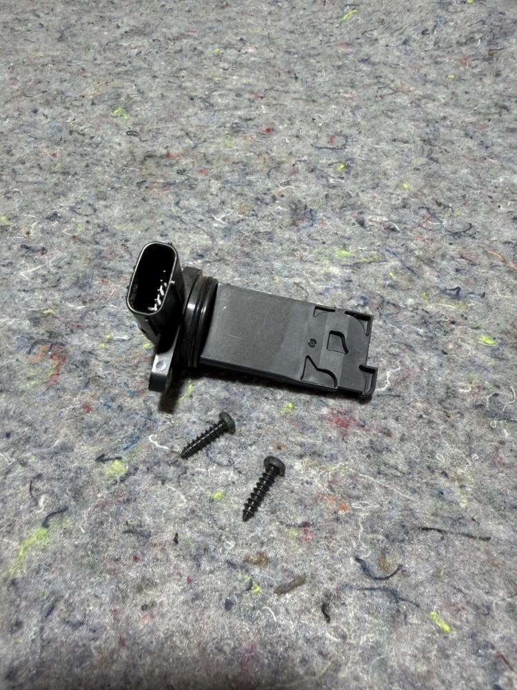 Mazda CX-3 CX-5 Petrol Air Flow Mass Meter E5T62271 OEM – photo 4