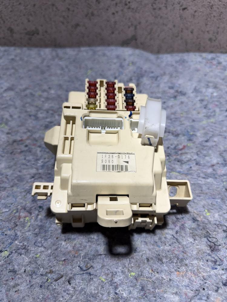 Toyota 4RUNNER Interior Cabin Fuse Box Dash Relay Junction Block 1F2601769060 – photo 2