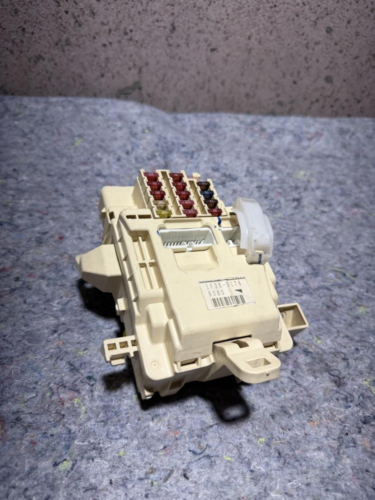 Toyota 4RUNNER Interior Cabin Fuse Box Dash Relay Junction Block 1F2601769060 – photo 4