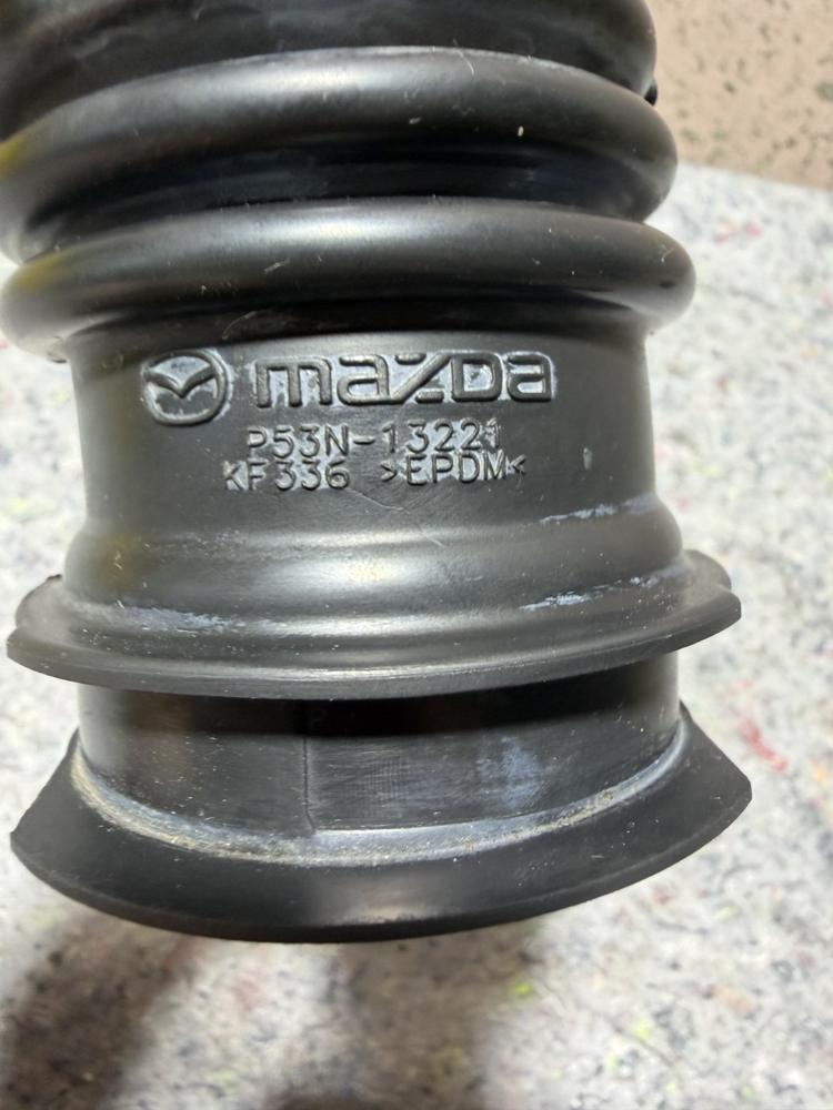 Genuine OEM Engine Motor Air Intake Hose Tube Mazda Toyota Yaris P53N-13-221 OEM – photo 2