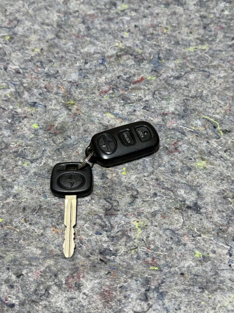 Original Scion Xb 04-07 OEM Remotr Fob Key Less Entry 3 Button Car Panic OEM – photo 2