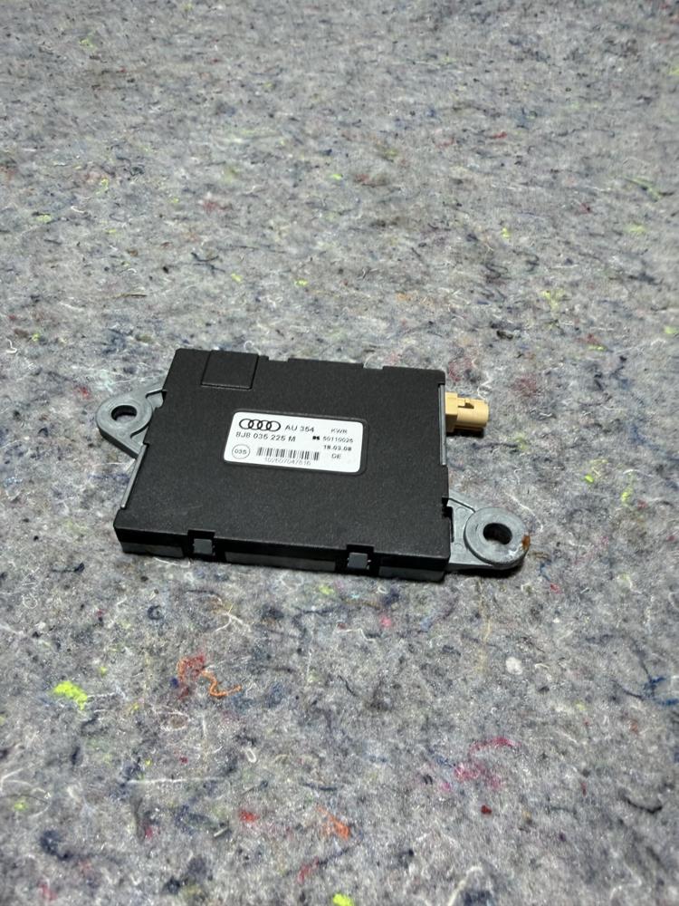 2008-2014 Auti TT Antenna Booster Module 8J8035225A OEM – photo 4