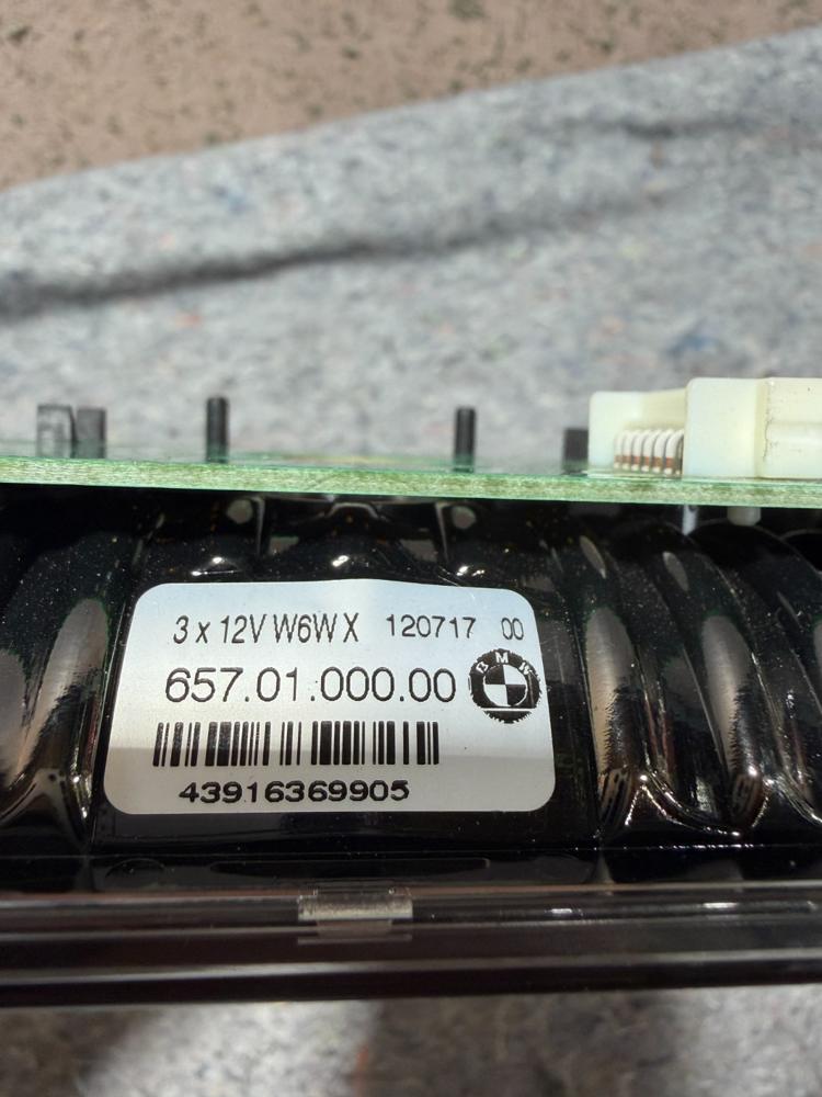 2011-2016 BMW Rear Overhead Reading Dome Light Lamp 6570100000 OEM – photo 2